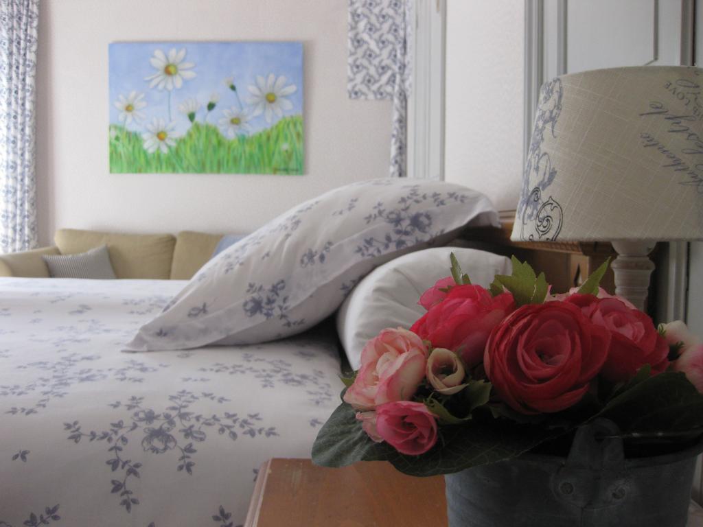 Domaine La Rose Bed & Breakfast Caylus ภายนอก รูปภาพ